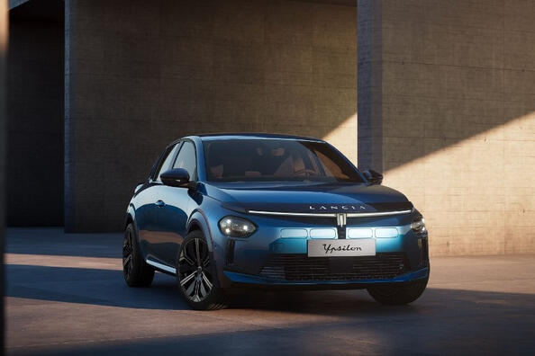 Lancia Ypsilon 2024. gada: stilīgs pilsētas auto
