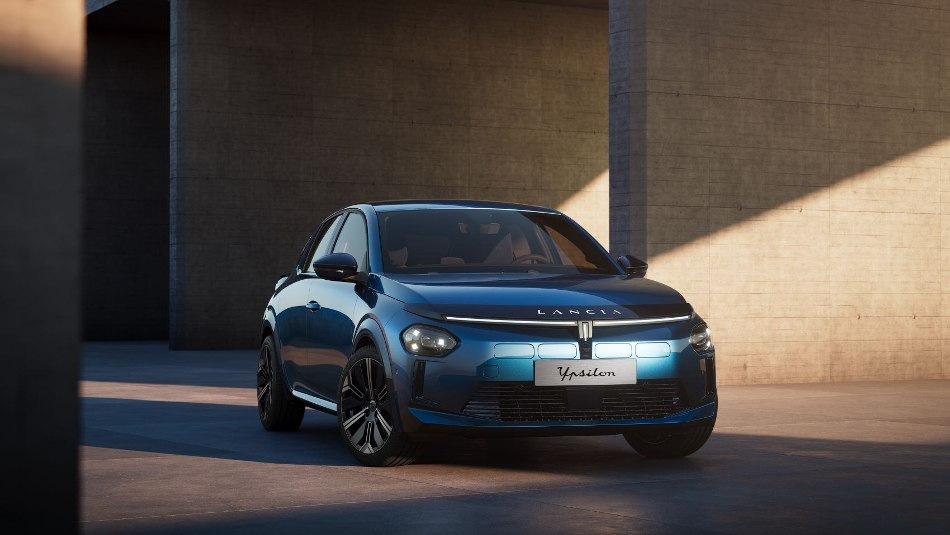 Lancia Ypsilon 2024. gada: stilīgs pilsētas auto