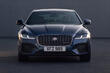 Premium sedans Jaguar XF: greznība detaļās foto 1