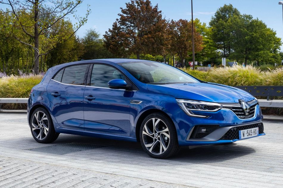 Renault Megane Hatchback: franču šarms ar jaunām tehnoloģijām