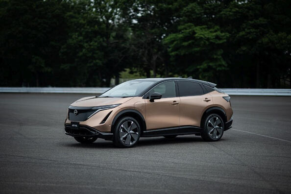 Nissan Ariya: japāņu elektriskais krosovers met izaicinājumu