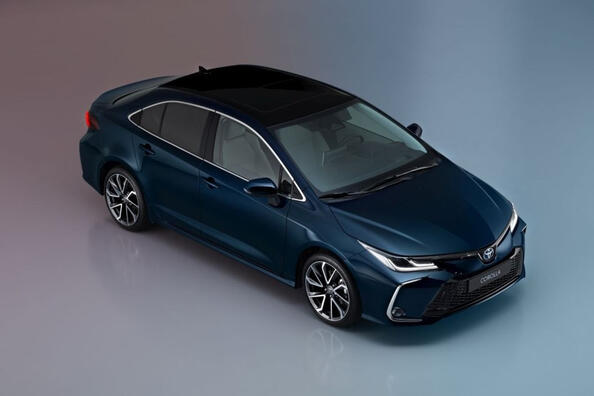 Atjauninātā Toyota Corolla Sedan 2023 apskats