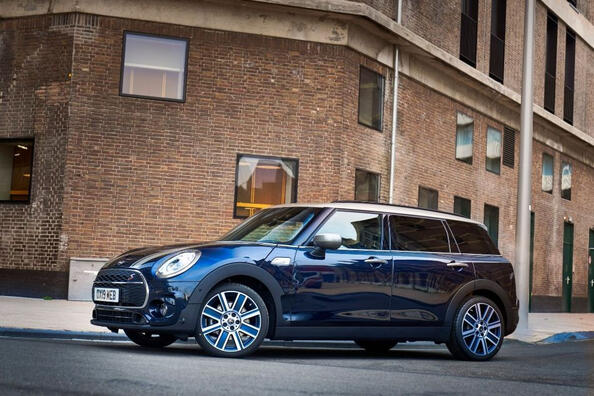 Atjauninātā MINI Clubman apskats: vairāk stila un komforta