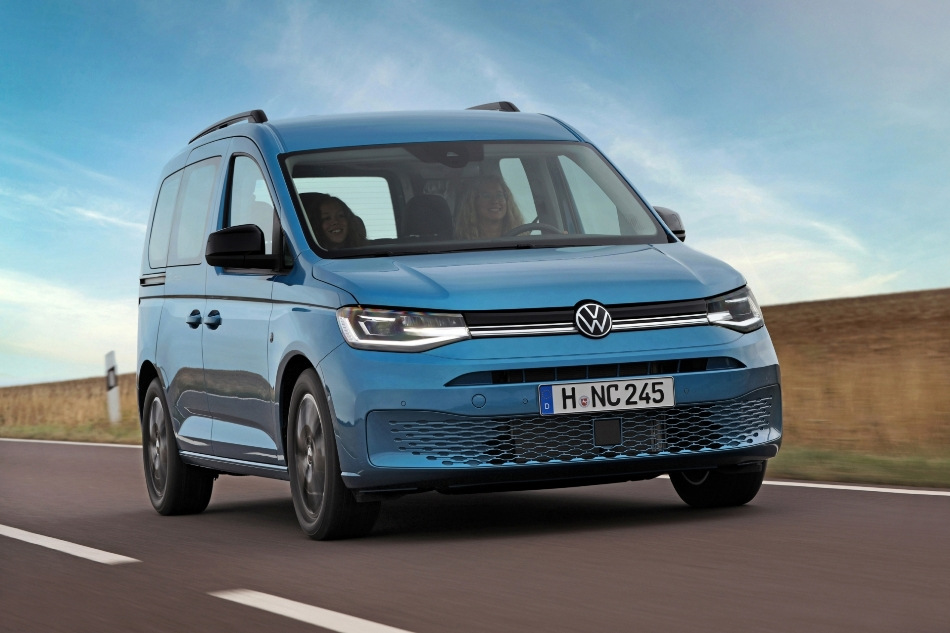 Volkswagen Caddy Kombi apskats: universāls palīgs ģimenei un biznesam