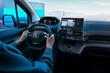 Atjauninātā elektriskā furgona Peugeot e-Partner 2024 apskats foto 5