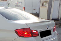 BMW 5. sērija F10/F11 2010–2016 MP-Style aizmugurējais spoileris (F10, spīdīgi melns) foto 6