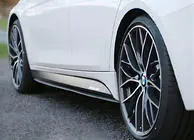 BMW 5. sērija F10/F11 2010–2016 DPT V-1 sliekšņu uzlikas (M-Sport/M5 sliekšņiem, melns spīdīgs) foto 2
