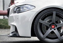 BMW 5. sērija F10/F11 2010–2016 Priekšējā bampera lūpas spoilers DPT Lip V-3 (M-Performance, spīdīgi melns) foto 6