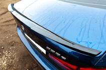 BMW 5. sērija G30/G31 2017–2023 Spoileris M4-Style (melns spīdīgs) foto 3