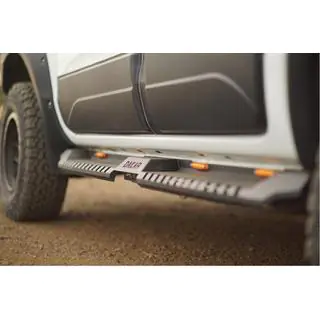 Dakar V2 sānu pakāpieni ar LED (2019+, 2 gab., metāls) foto 1