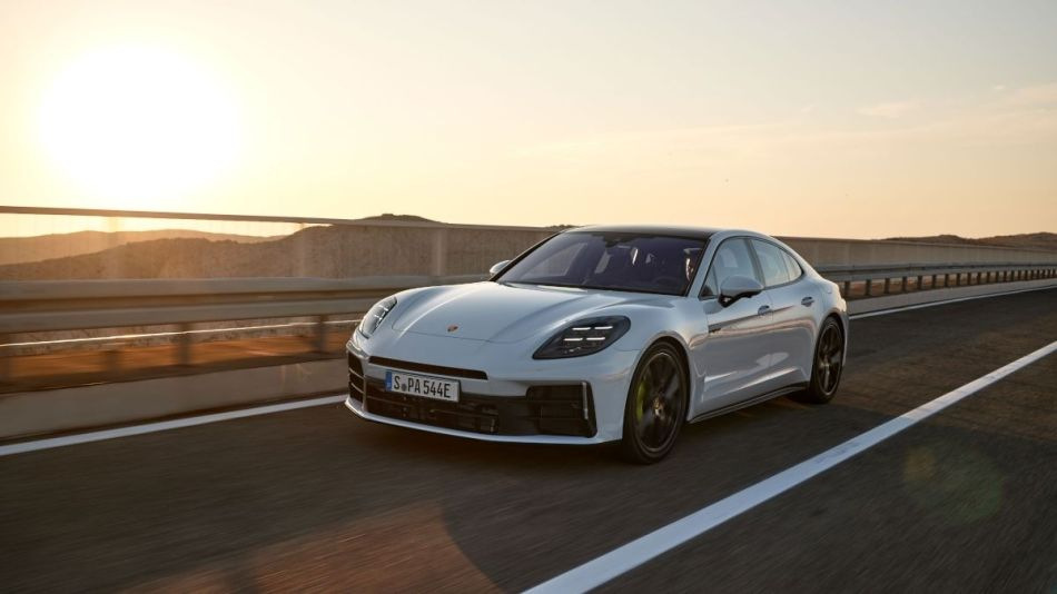 Porsche Panamera 2024: sporta auto evolūcija