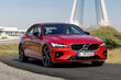 Volvo S60 apskats: stilīgs zviedru sedans foto 1