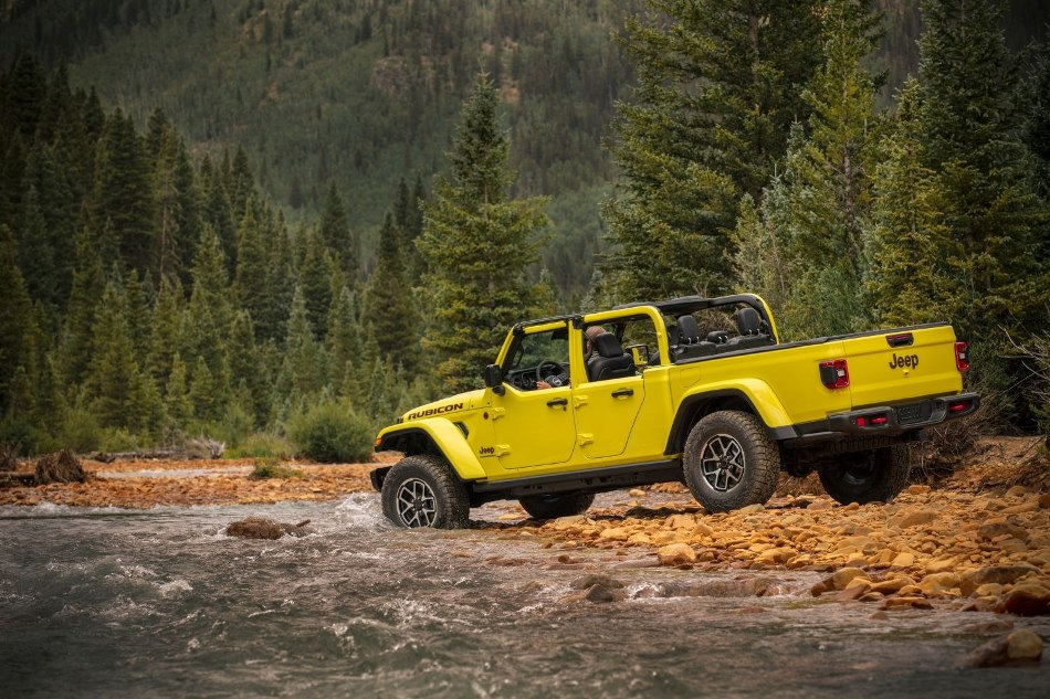 Jeep Gladiator 2024 apskats: bezceļu pikapa feislifts