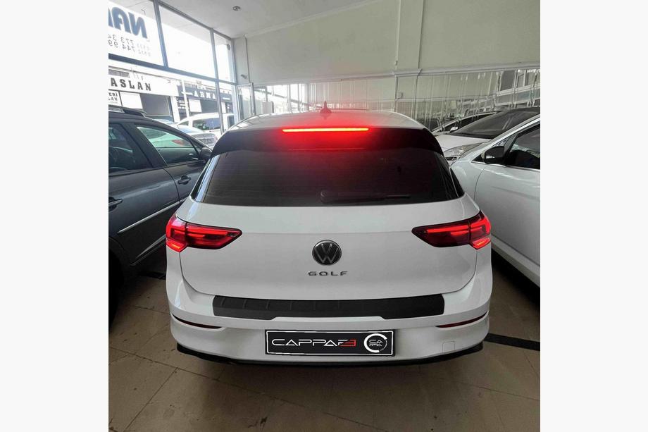 Volkswagen Golf 8 2019– Aizmugurējā bampera uzlika EuroCap (ABS) Image