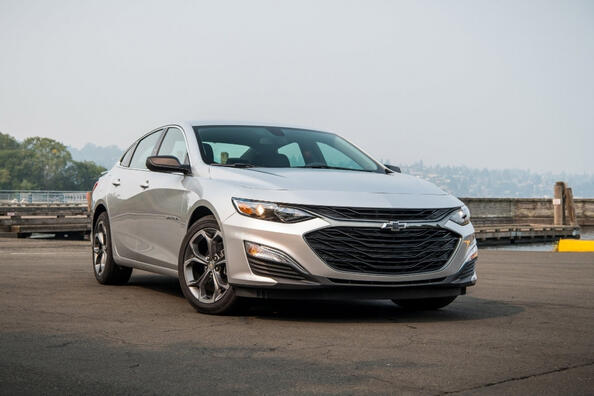Chevrolet Malibu: sedans ikdienai Foto 2