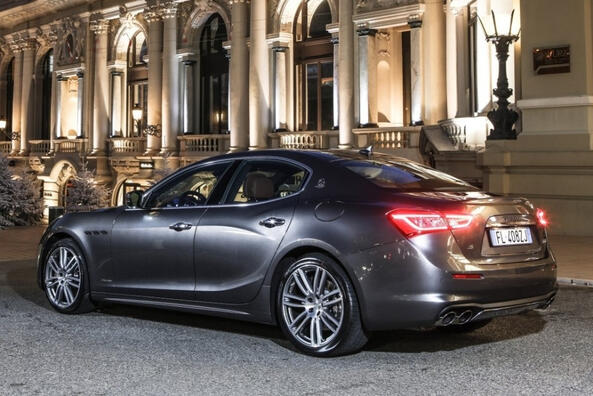 Apskats: augstas veiktspējas itāļu sedans Maserati Ghibli Foto 4