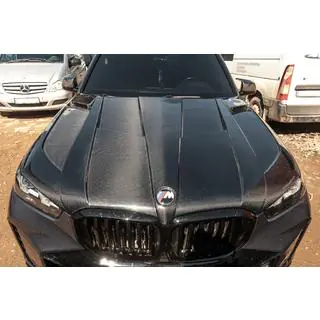 Oglekļa šķiedras motora pārsegs V2 (G05/F95) foto 2