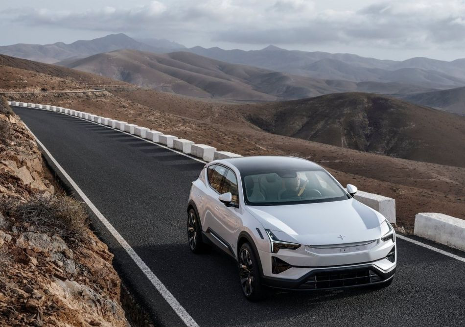 Elektriskā krosovera Polestar 3 apskats