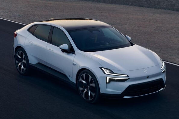 Polestar 4 apskats: elektriskais krosovers ar unikālu dizainu