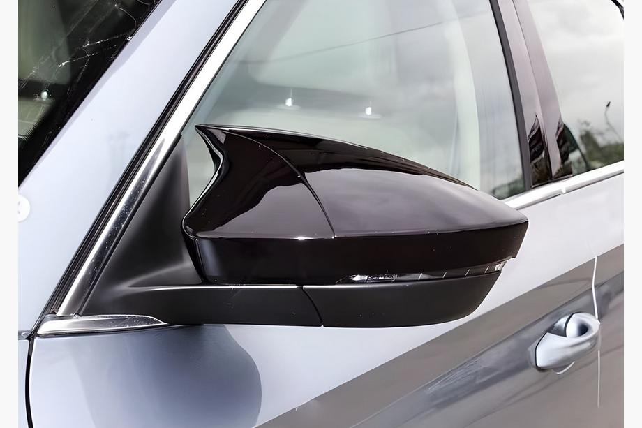 Skoda Superb 2015–2024 Spoguļu vāciņi BMW-Style (2 gab.) Image