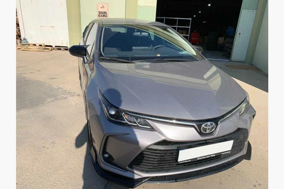 Toyota Corolla 2019– Spoguļu vāciņi BMW-Style (2 gab.) Foto 6