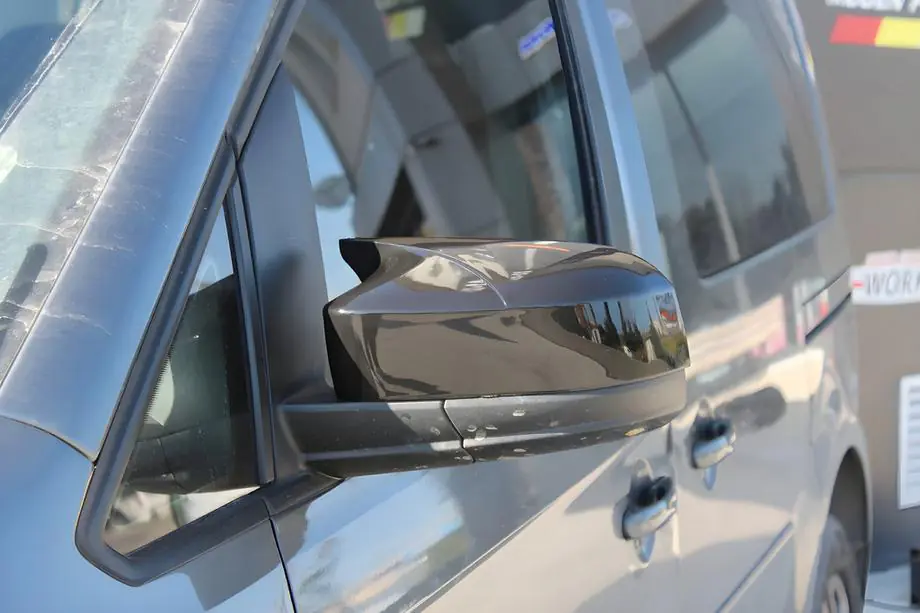 Volkswagen Caddy 2015–2020 Spoguļu uzlikas RLine-Look (2 gab.) Image