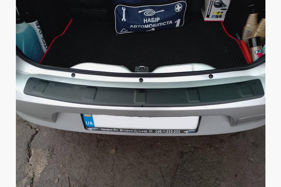 Dacia Logan I 2008–2012 Aizmugurējā bampera difuzors (SD, ABS, Esa) Image