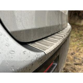 Aizmugurējā bufera uzlika Carmos (nerūsējošais tērauds) Suzuki Vitara 2015– foto 3