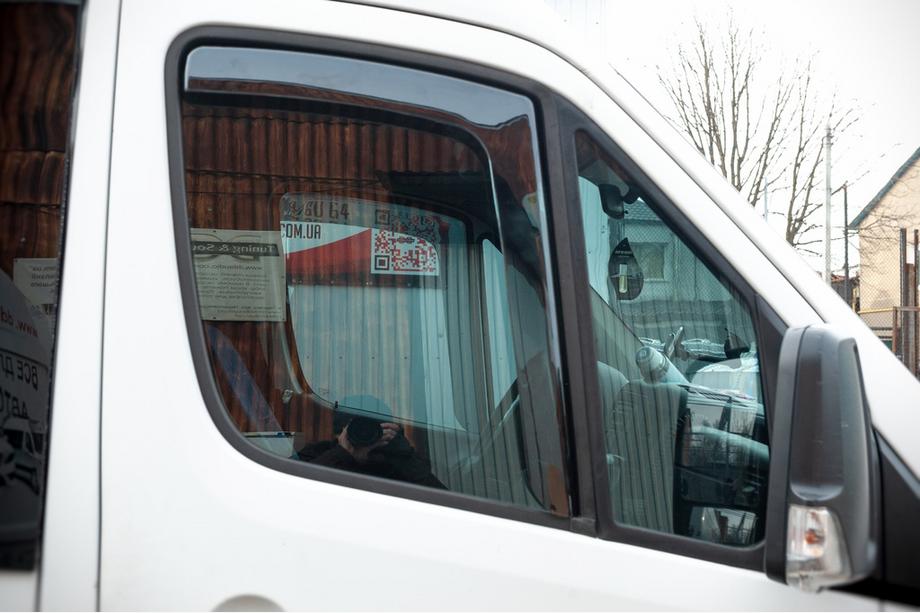 Mercedes Sprinter W906 2006–2018 Logu vēja deflektori, ievietojami (daļēji caurspīdīgi, 2 gab., Cagatay) Foto 1