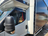 Iveco Daily 2014– Logu vēja deflektori, ievietojami (daļēji caurspīdīgi, 2 gab., Cagatay) foto 4