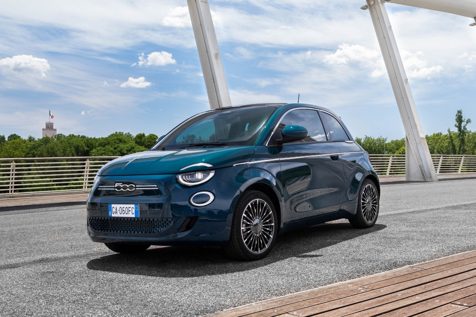 Fiat 500e apskats: stilīgs elektriskais hečbeks