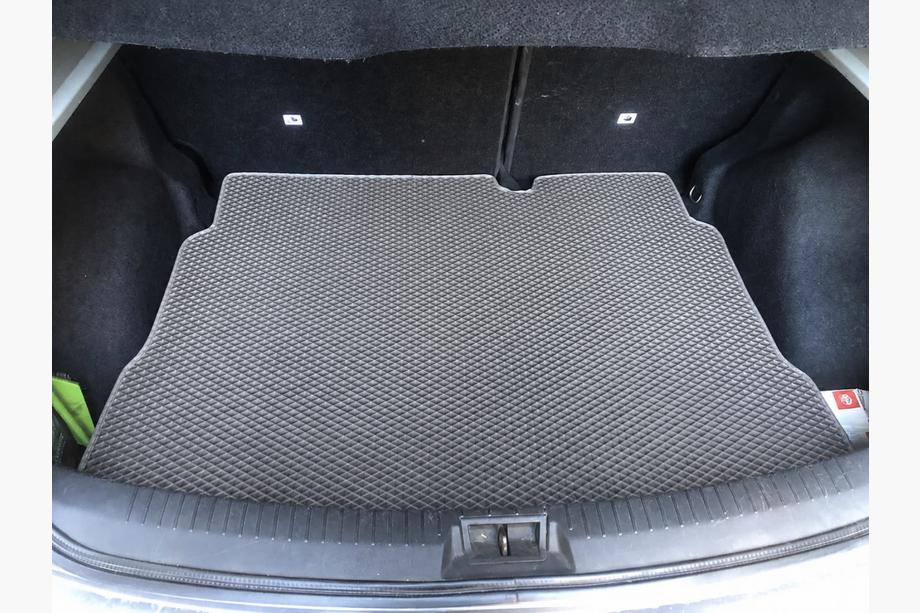 Nissan Qashqai 2007–2010 Bagāžnieka paklājiņš (EVA, pelēks) Image