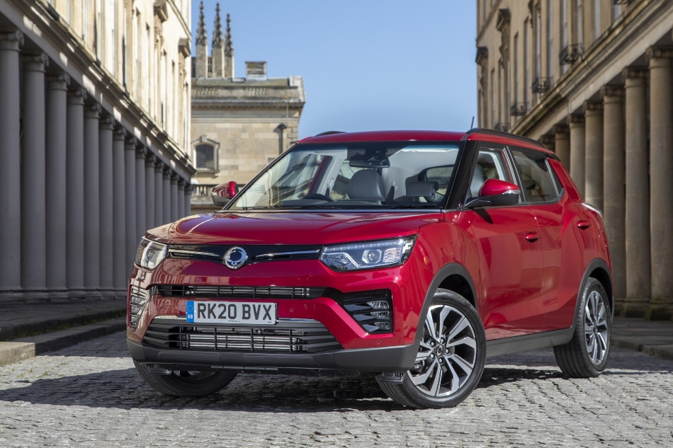 Pārskats par pirmās paaudzes SsangYong Tivoli feisliftu