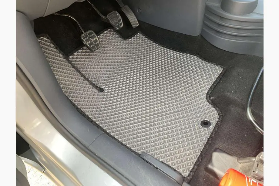 Mitsubishi Colt 2004–2012 EVA auto paklāji (pelēki) Image