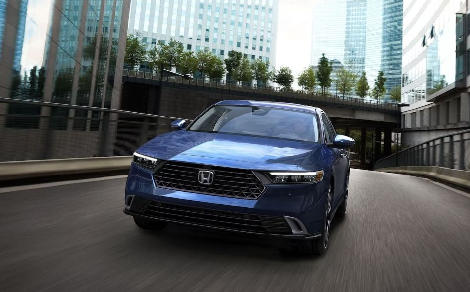 11. paaudzes Honda Accord sedana apskats