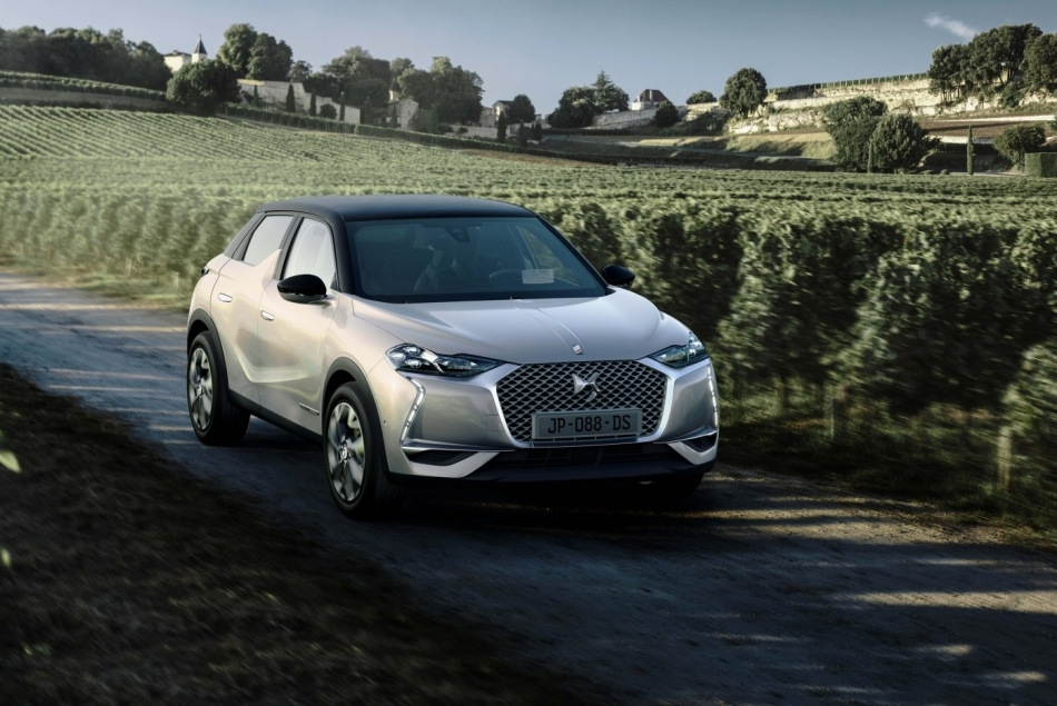 Apskats: augsto tehnoloģiju krosovers DS 3 Crossback