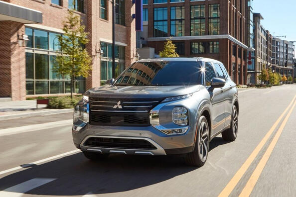 Mitsubishi Outlander IV paaudzes apskats
