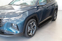 Hyundai Tucson NX4 2021– Sānu sliekšņi Shining Black (2 gab., alumīnijs) foto 4