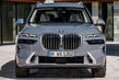 Atsvaidzinātā luksusa krosovera BMW X7 apskats foto 1