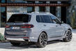 Atsvaidzinātā luksusa krosovera BMW X7 apskats foto 2