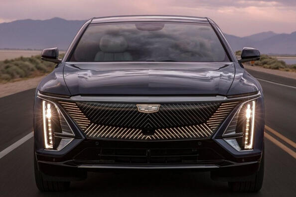 Elektriskā luksusa krosovera Cadillac Lyriq apskats