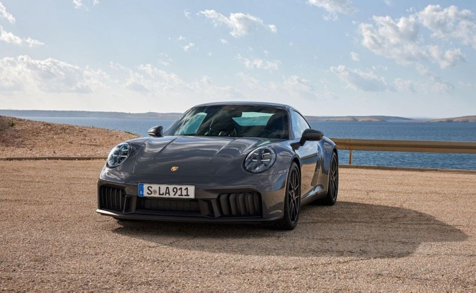 Porsche 911 Carrera sporta kupejas apskats: 2024. gada facelifts