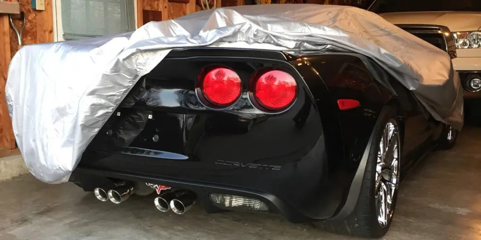 Kāds materiāls ir labākais auto pārsegam?