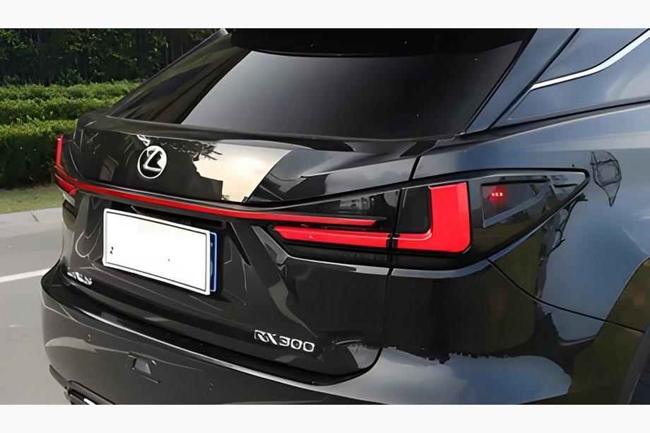 Lexus RX 2016–2022 Aizmugurējie lukturi (2 gab., Designs-2024) Image