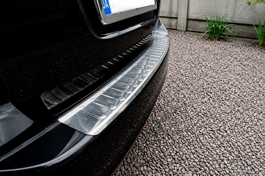 Volkswagen Golf 6 2008–2014 Aizmugurējā bufera aizsarguzlika Carmos V2 (SW, nerūsējošais tērauds) Image