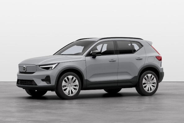 Volvo EX40 elektriskā krosovera apskats