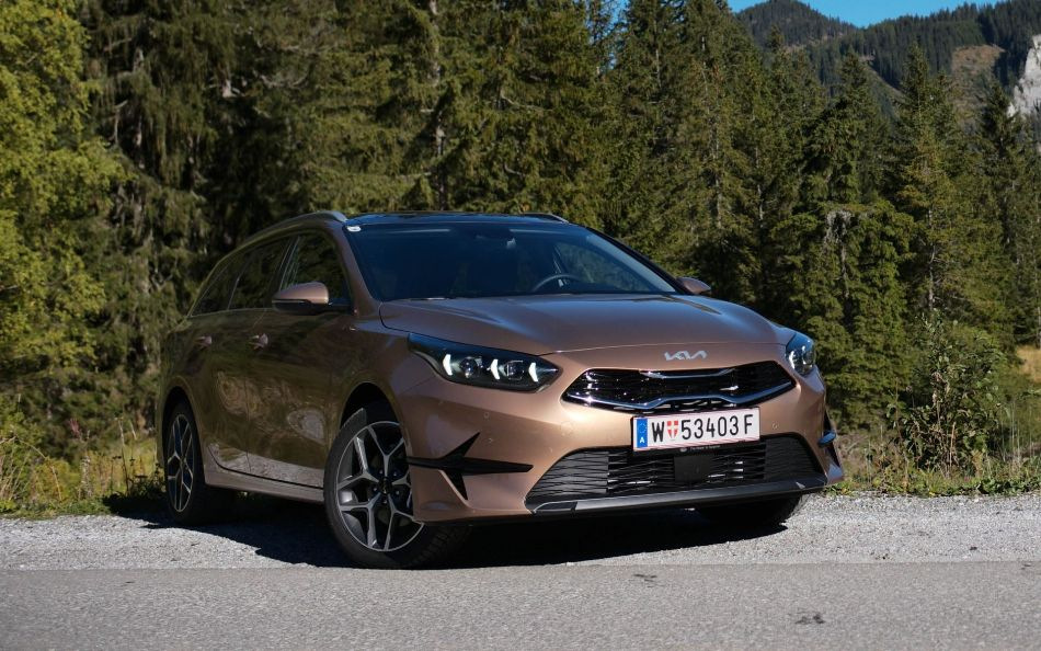 KIA Ceed SW apskats: elegants universālis ar atjaunotu dizainu