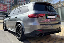 Mercedes GLS X167 2019– Aizmugurējais difuzors ar izpūtēja uzgaļiem BlackEdition (GLS63 dizains) foto 1