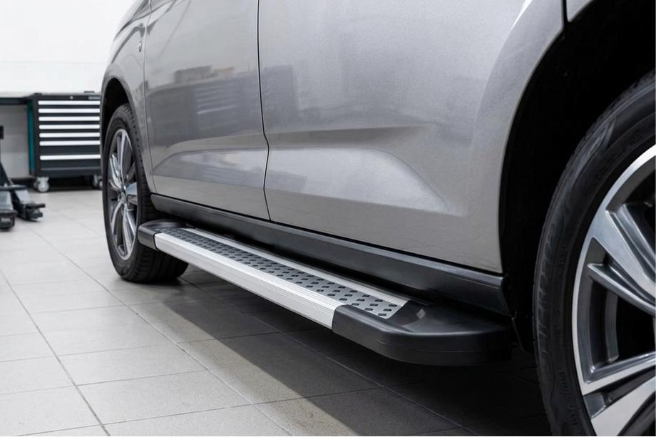 Ford Connect 2021– Sānu pakāpieni Vision New Grey (2 gab., alumīnijs) Maxi riteņu bāze Image