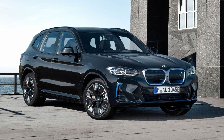 BMW iX3 2021: detalizēts atjauninātā elektriskā krosovera apskats
